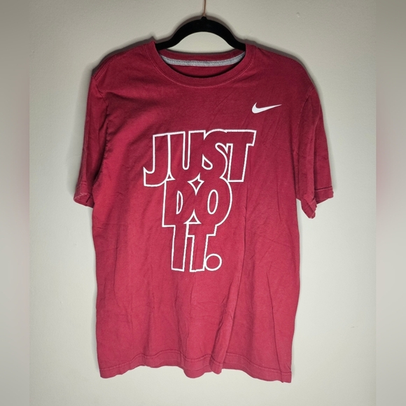 Nike Other - Nike Regular Fit Men's Short Sleeve Shirt